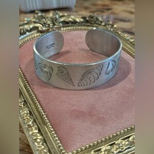 Vintage Salisbury Pewter‎ Beach Seashell Cuff Bracelet